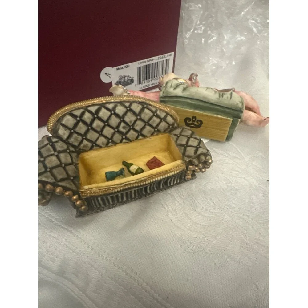 Limited Edition Harmony Kingdom Mme. Kiki Figurine Clair De‎ Lun